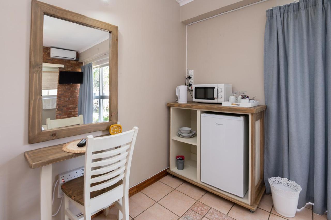 Opstal Gastehuis Potchefstroom Zewnętrze zdjęcie