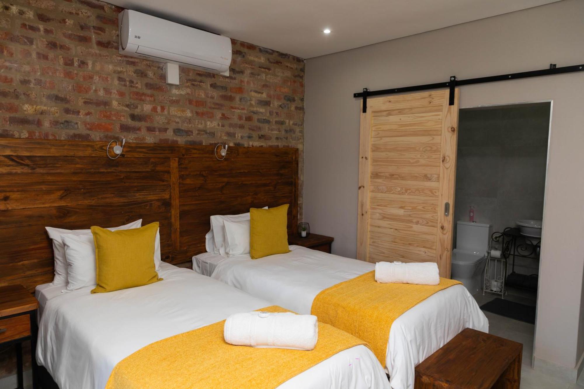 Opstal Gastehuis Potchefstroom Zewnętrze zdjęcie