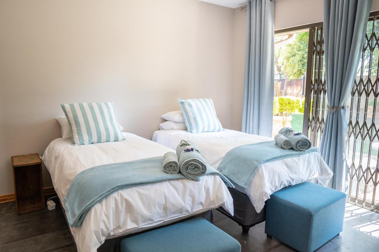 Opstal Gastehuis Potchefstroom Zewnętrze zdjęcie